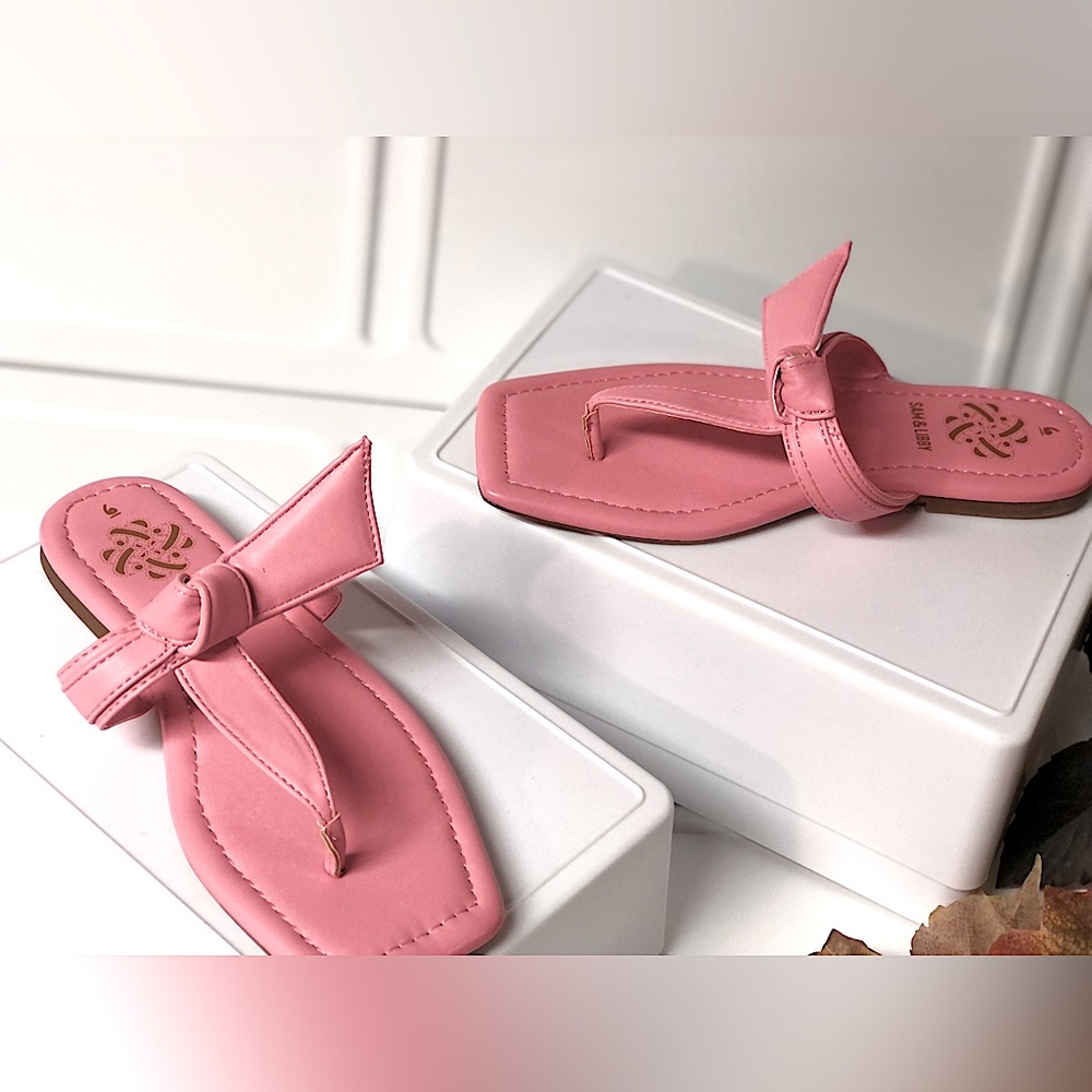 Sam & Libby Women's Tia Bow Sandal
